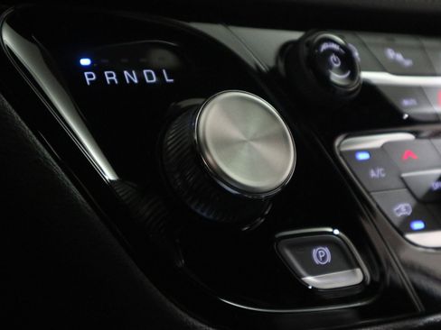 New 2026 Chrysler Pacifica Select image 28