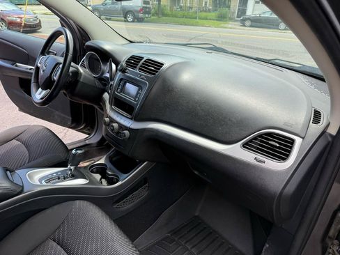 Used 2015 Dodge Journey SE w/ Flexible Seating Group AWD/4WD image 19