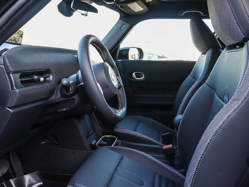 New 2026 MINI Cooper 4-Door Hardtop image 17