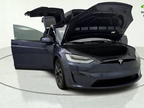 Used 2022 Tesla Model X AWD/4WD image 14