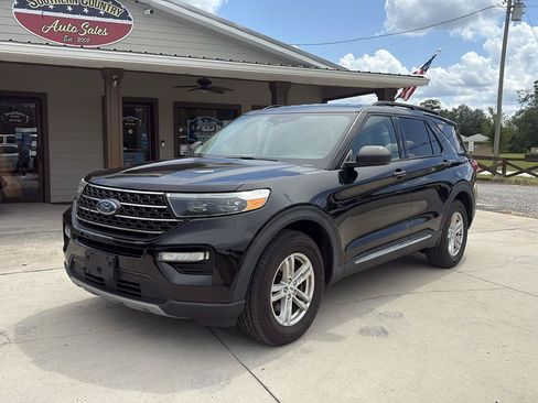 Used 2020 Ford Explorer XLT w/ Equipment Group 202A AWD/4WD image 1