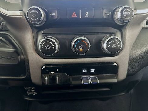 Used 2024 RAM 2500 Big Horn image 23