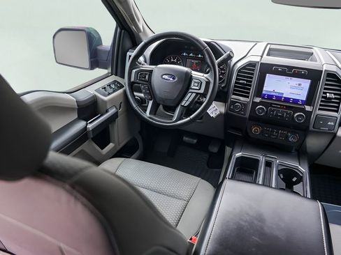Used 2020 Ford F150 XLT w/ Equipment Group 302A Luxury AWD/4WD image 29