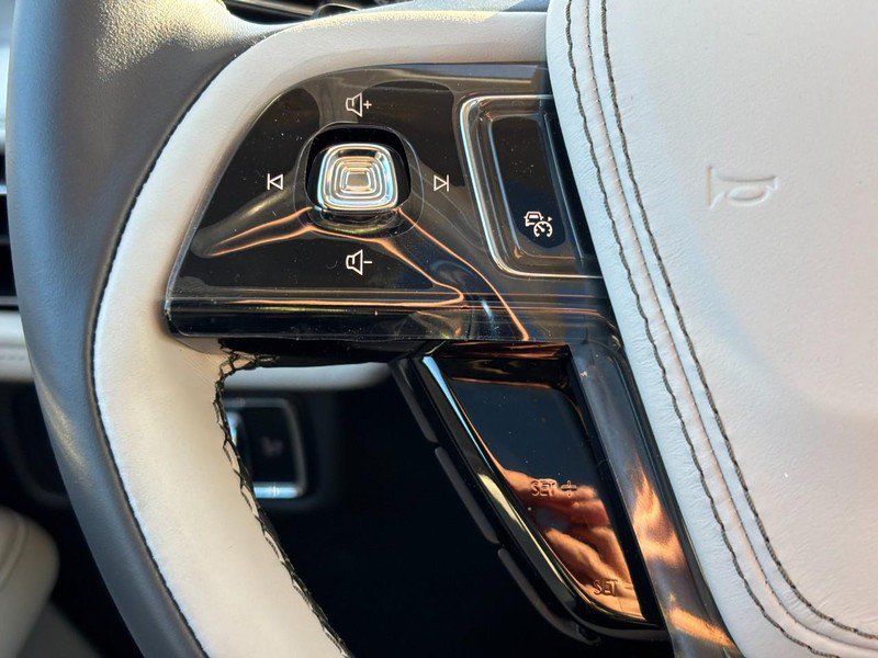 New 2027 Lincoln Aviator Reserve AWD/4WD image 18