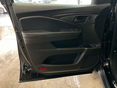 Certified 2025 Honda Ridgeline TrailSport+ image 29