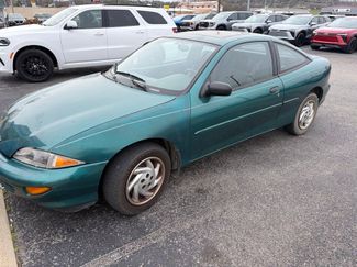 Used 1998 Chevrolet Cavalier Base w/ Preferred Equipment Group 2 video 1