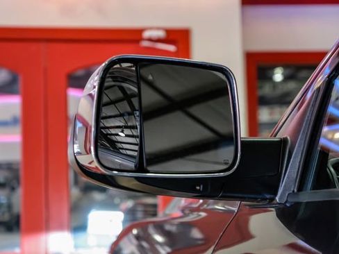 Used 2019 RAM 3500 Laramie image 40