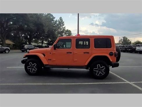 New 2025 Jeep Wrangler Sahara w/ Safety Group image 24