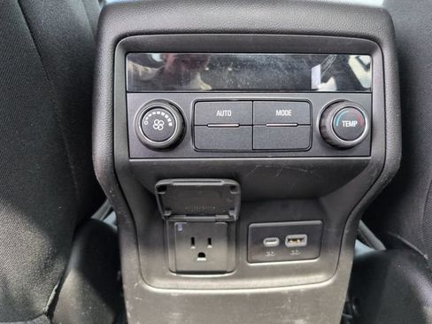 Used 2021 GMC Acadia SLE w/ Driver Convenience Package FWD image 27