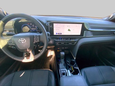 Used 2026 Toyota Camry XSE w/ Premium Package FWD image 16