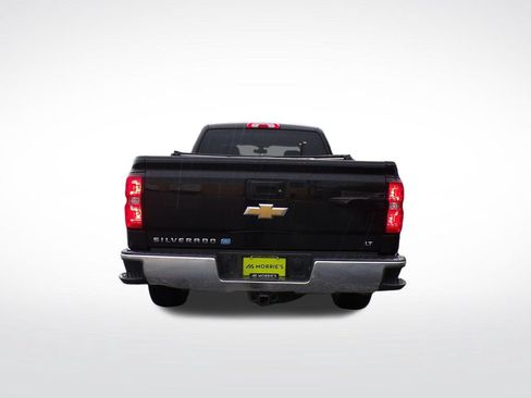 Used 2018 Chevrolet Silverado 1500 LT w/ LT Eassist Package AWD/4WD image 4