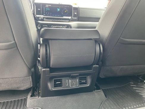 Used 2025 Chevrolet Silverado 2500 LT w/ Convenience Package AWD/4WD image 41