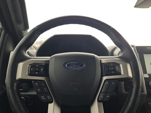 Used 2015 Ford F150 Platinum w/ Equipment Group 701A Luxury image 30