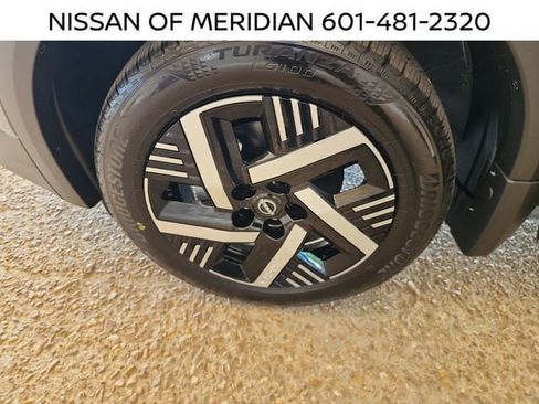 New 2026 Nissan Kicks SV w/ Charging Package FWD image 22