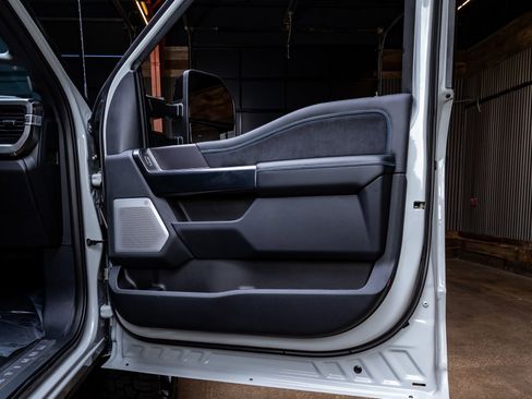 Used 2026 Ford F250 Platinum image 37