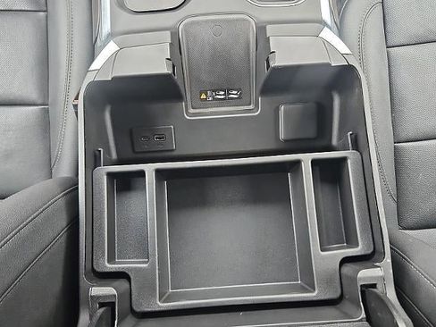 Used 2023 GMC Sierra 1500 SLT w/ SLT Premium Package image 21