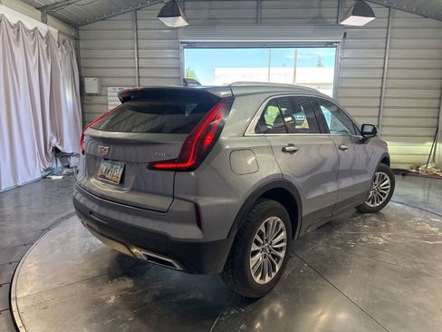 Used 2024 Cadillac XT4 Premium Luxury FWD image 5
