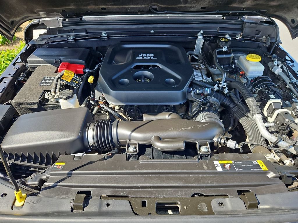 Used 2023 Jeep Wrangler Sport AWD/4WD image 31