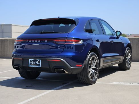 Certified 2026 Porsche Macan AWD/4WD image 8