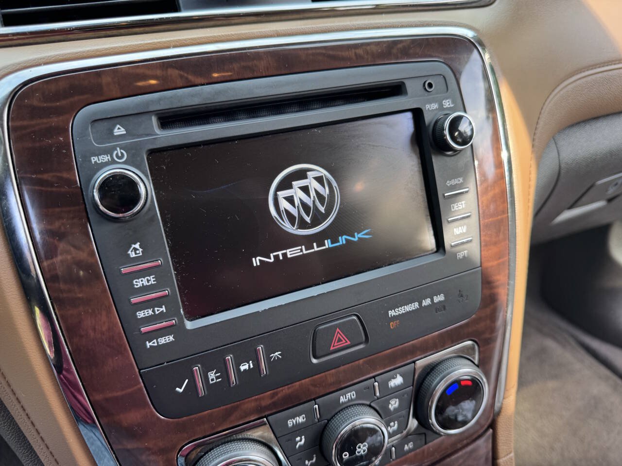 Used 2015 Buick Enclave Leather FWD image 23