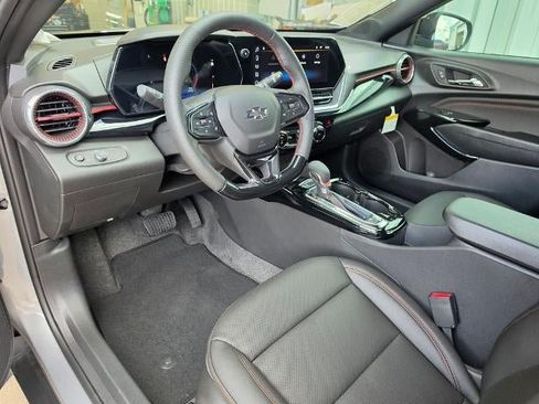 New 2026 Chevrolet Trax RS w/ Sunroof Package FWD image 12
