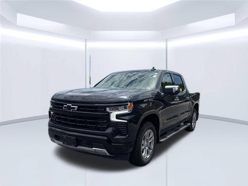 Used 2024 Chevrolet Silverado 1500 LTZ w/ LTZ Premium Package AWD/4WD image 5