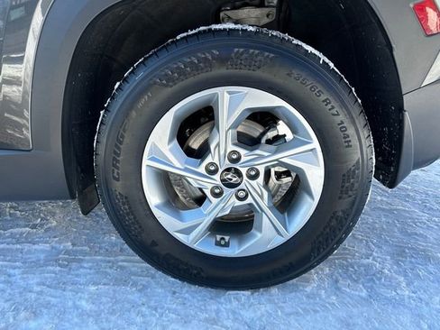 Used 2023 Hyundai Tucson SE image 13