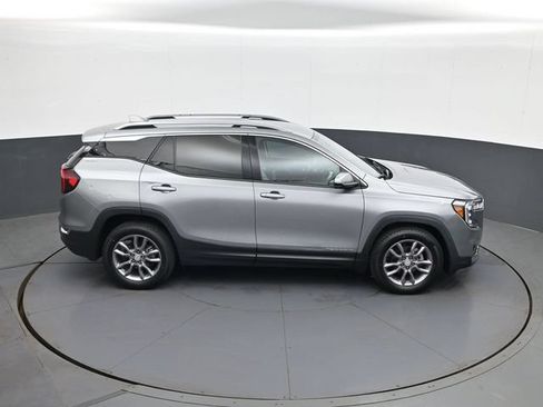 Used 2023 GMC Terrain SLT FWD image 16