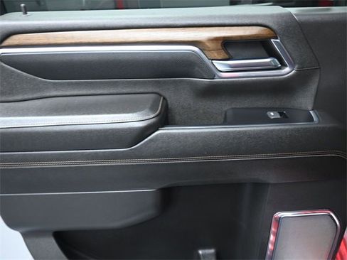 Used 2024 Chevrolet Silverado 2500 High Country w/ High Country Premium Package image 19