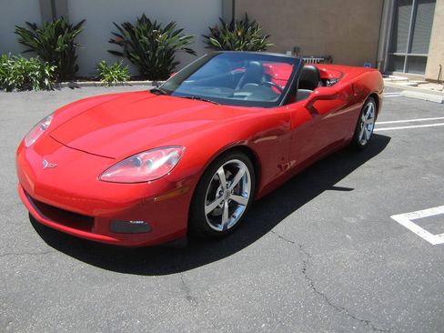 Used 2008 Chevrolet Corvette Convertible w/ Preferred Equipment Group RWD image 20