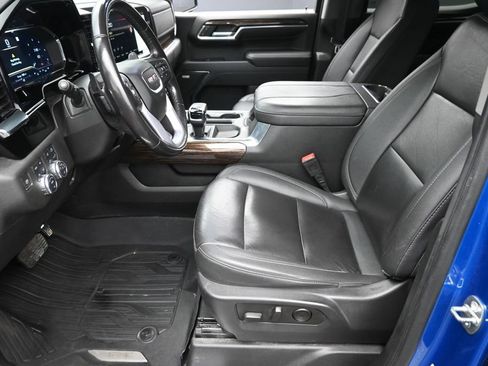 Used 2023 GMC Sierra 1500 Elevation w/ Elevation Premium Package AWD/4WD image 15