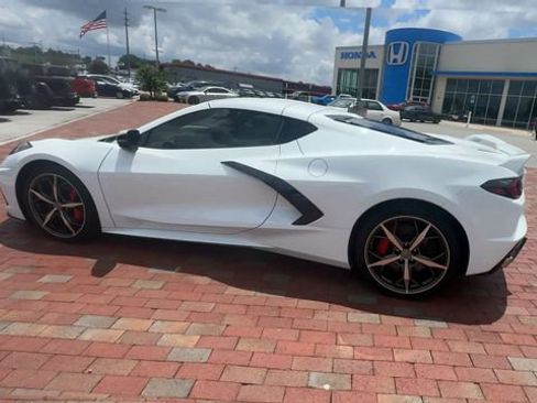 Used 2021 Chevrolet Corvette Stingray Preferred Cpe w/ Z51 Performance Package RWD image 8