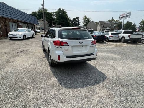 Used 2013 Subaru Outback 2.5i AWD/4WD image 7