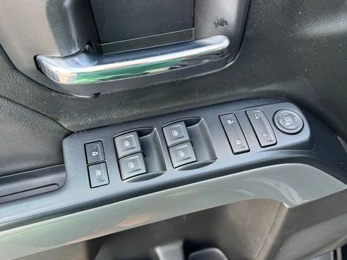 Used 2018 Chevrolet Silverado 1500 LT w/ All Star Edition image 11