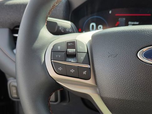 New 2026 Ford Explorer Active image 22