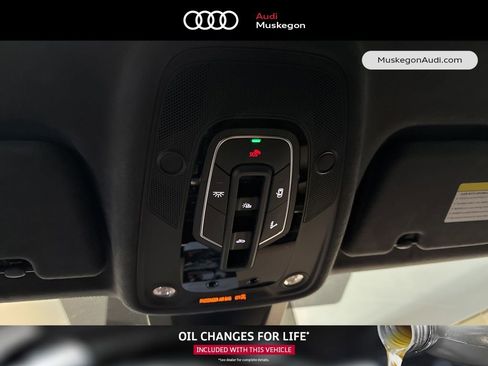 New 2025 Audi SQ8 Prestige image 23