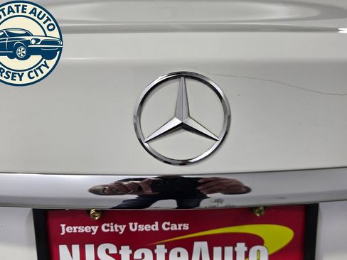 Used 2017 Mercedes-Benz C 300 4MATIC Sedan w/ Premium 1 Package image 28