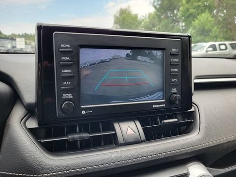 Used 2022 Toyota RAV4 XLE AWD/4WD image 15