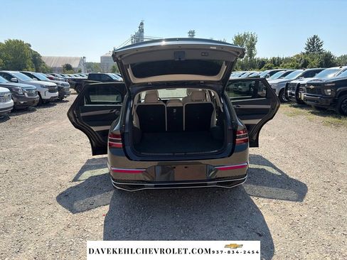 Used 2025 Genesis GV80 2.5T Prestige AWD/4WD image 32