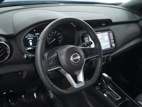 Used 2023 Nissan Kicks SR w/ SR Premium Package image 19