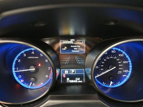Used 2017 Subaru Outback 2.5i Limited image 30