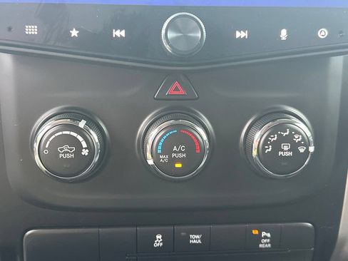 Used 2019 RAM 1500 Warlock AWD/4WD image 21