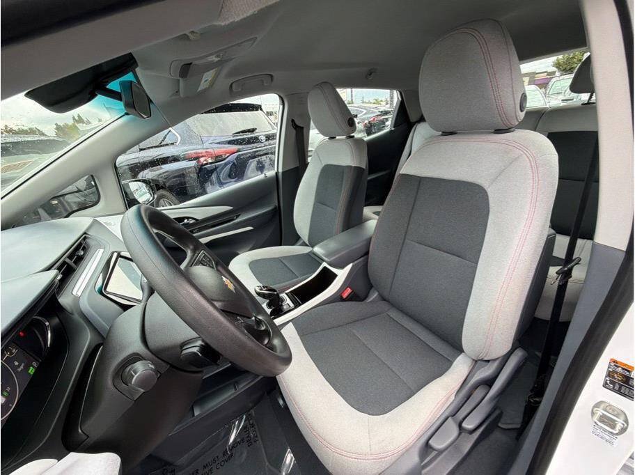 Used 2017 Chevrolet Bolt LT FWD image 19