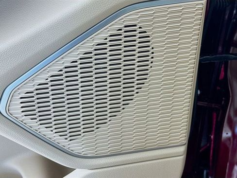 New 2025 Jeep Grand Cherokee Limited w/ Luxury Tech Group II image 22