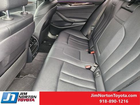 Used 2019 BMW 530i RWD image 31