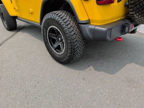 Used 2021 Jeep Wrangler Unlimited Rubicon w/ Dual Top Group AWD/4WD image 23