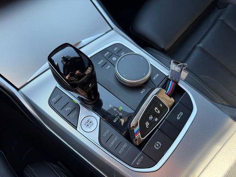 Used 2022 BMW 430i xDrive Convertible w/ Convenience Package image 16