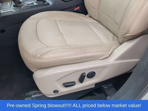 Used 2019 Ford Explorer XLT w/ Equipment Group 201A FWD image 24