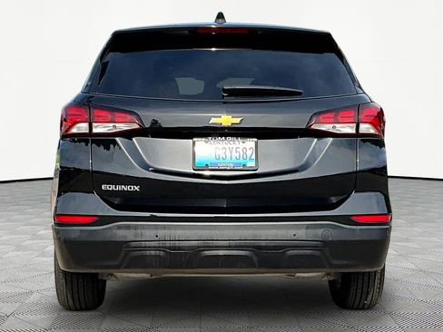 Used 2023 Chevrolet Equinox LS w/ LS Convenience Package FWD image 5