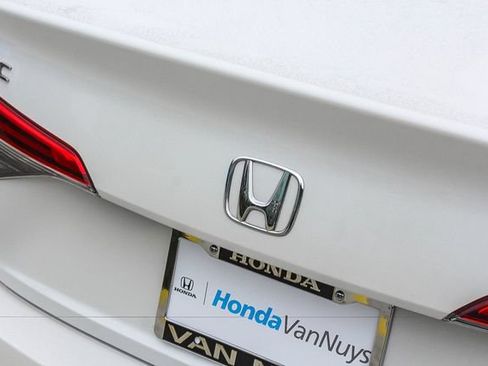 Used 2022 Honda Civic Sport image 9